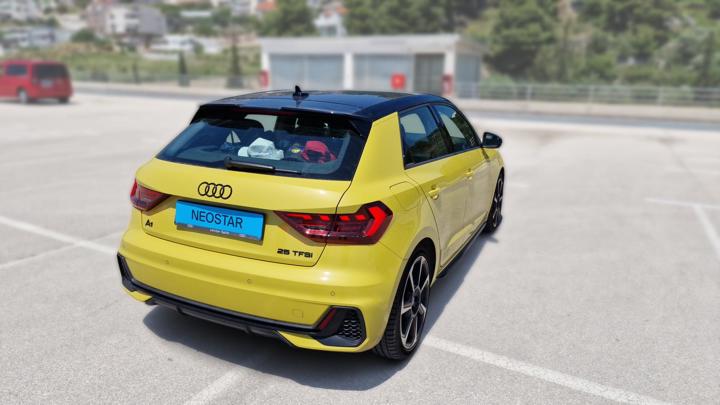 Audi A1 Sportback 25 TFSI S line