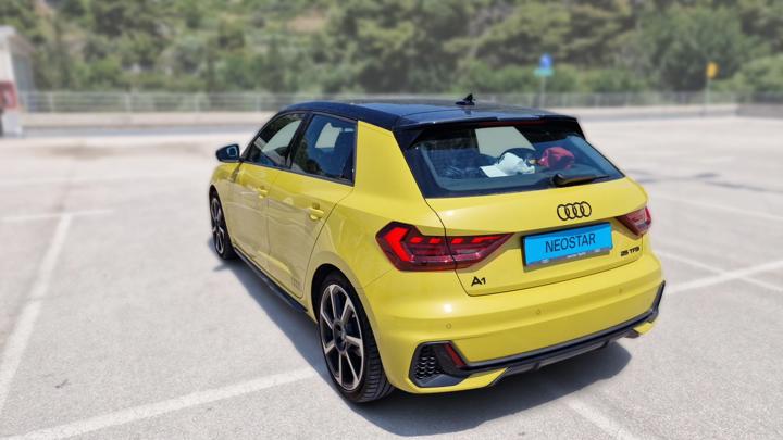 Audi A1 Sportback 25 TFSI S line