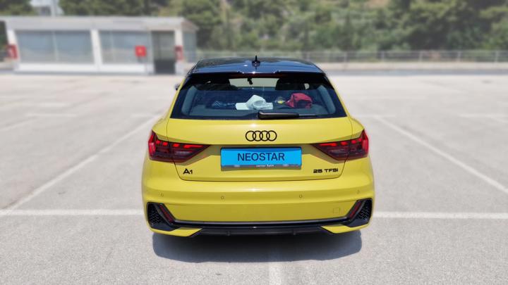 Audi A1 Sportback 25 TFSI S line