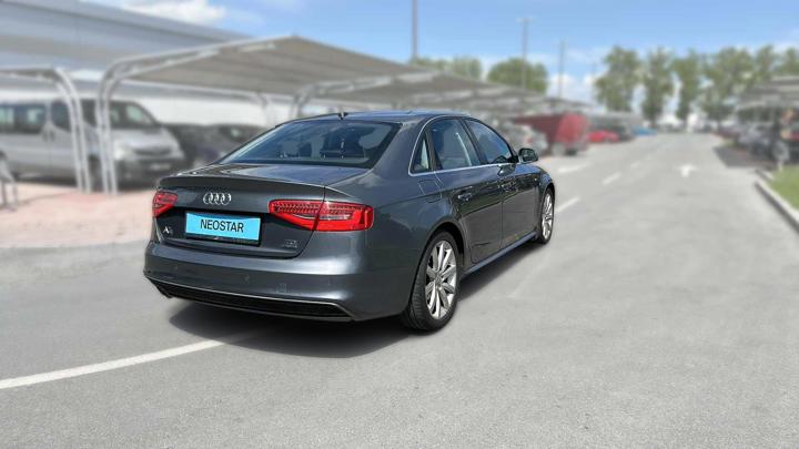 Audi A4 2,0 TDI Quattro S tronic