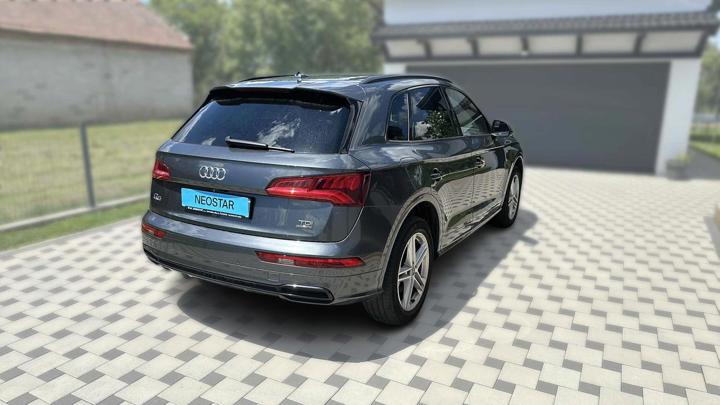 Audi Q5 quattro 40TDI S -line 5 vrata