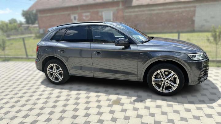 Audi Q5 quattro 40TDI S -line 5 vrata