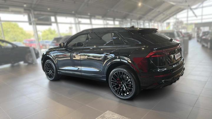 Audi Q8 55 TFSIe quattro tiptronic