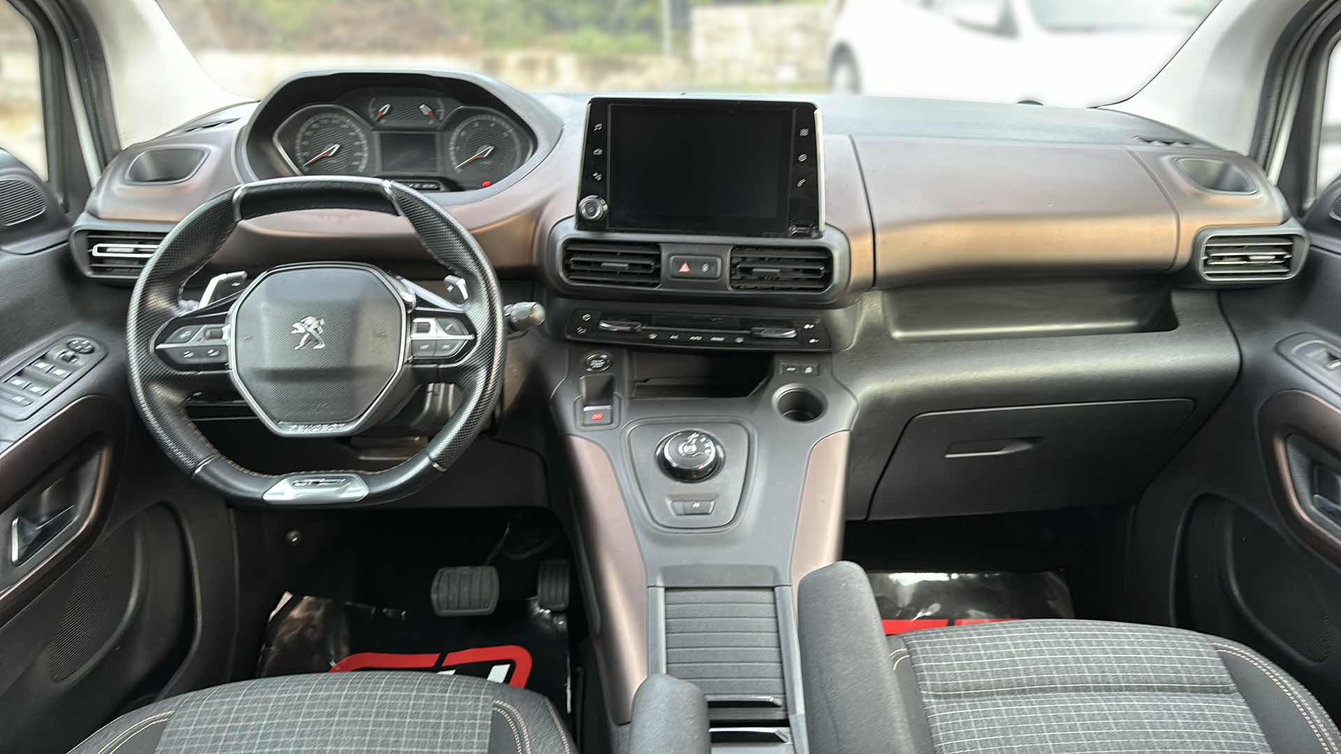 Interior Peugeot Rifter